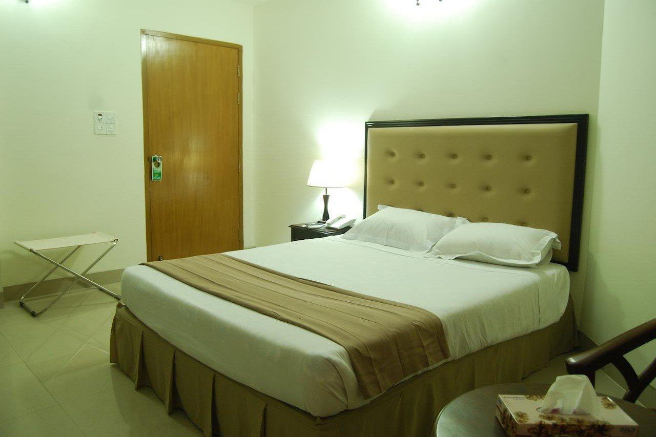 Ambassador Residency Hotel Chittagong Bagian luar foto