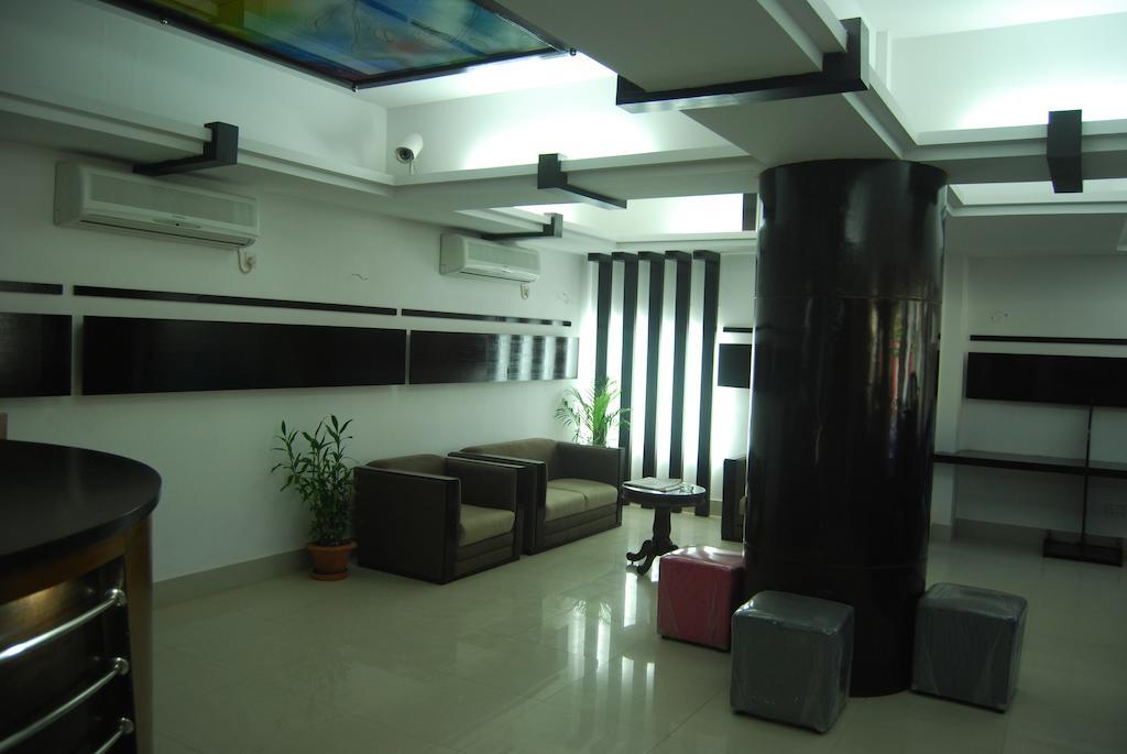Ambassador Residency Hotel Chittagong Bagian luar foto